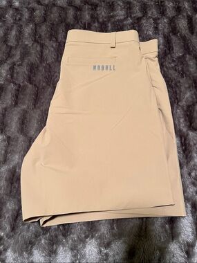 Mens NOBULL Golf shorts, Beige, size 36R